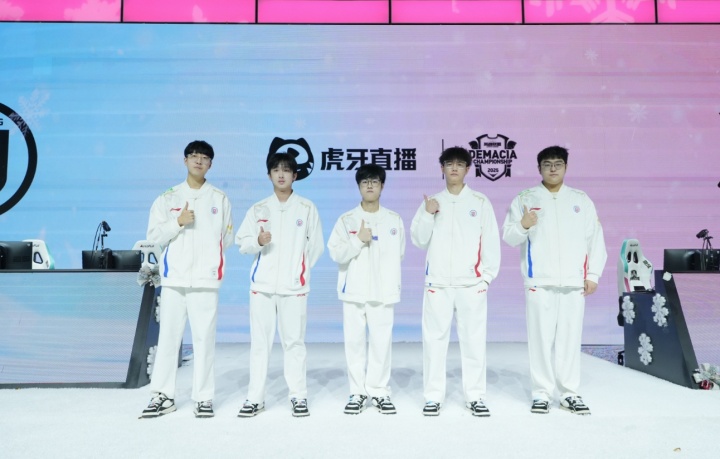 LGD官方发文:我们会在26年用更好的比赛表现来回报大家的应援与支持